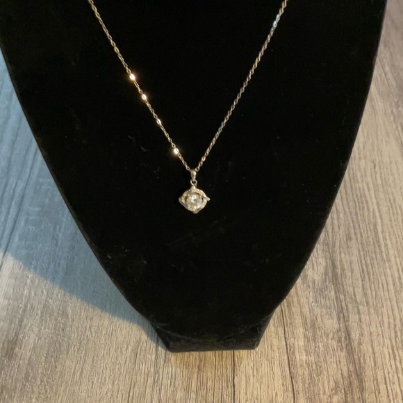 Beautiful Halo Moissanite Pendant - Picture 5 of 6